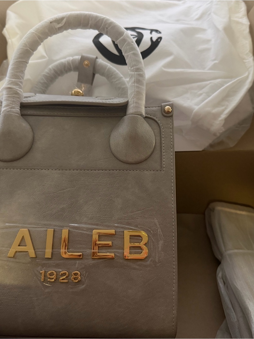 1928 Women's Gray Structured Top-Handle Bag